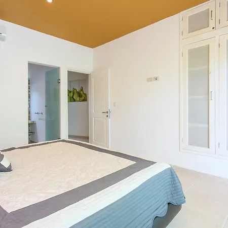 Condo Cristina By Riviera Rentals